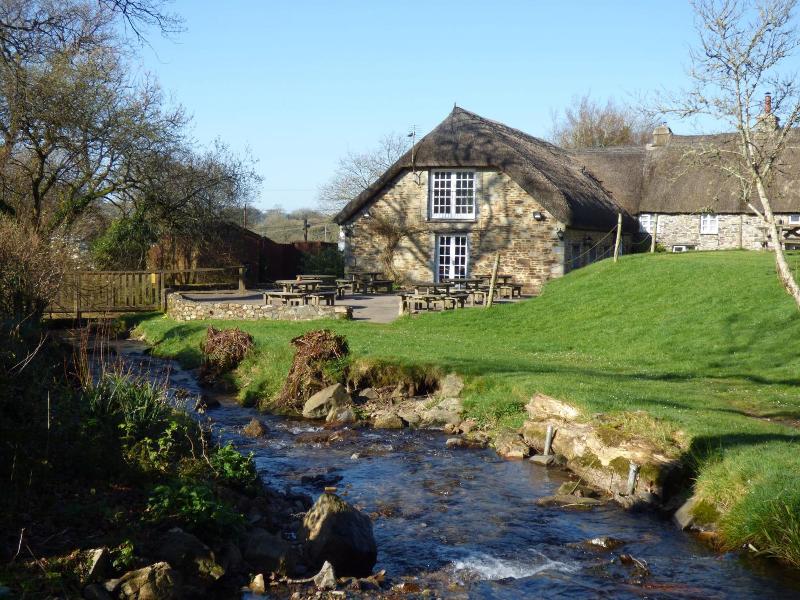 Bearslake Inn image
