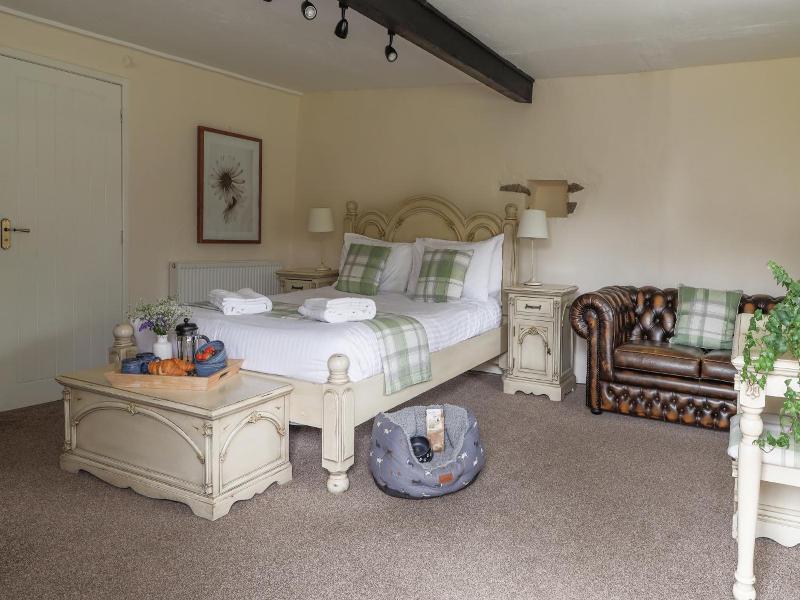 Bearslake Inn image
