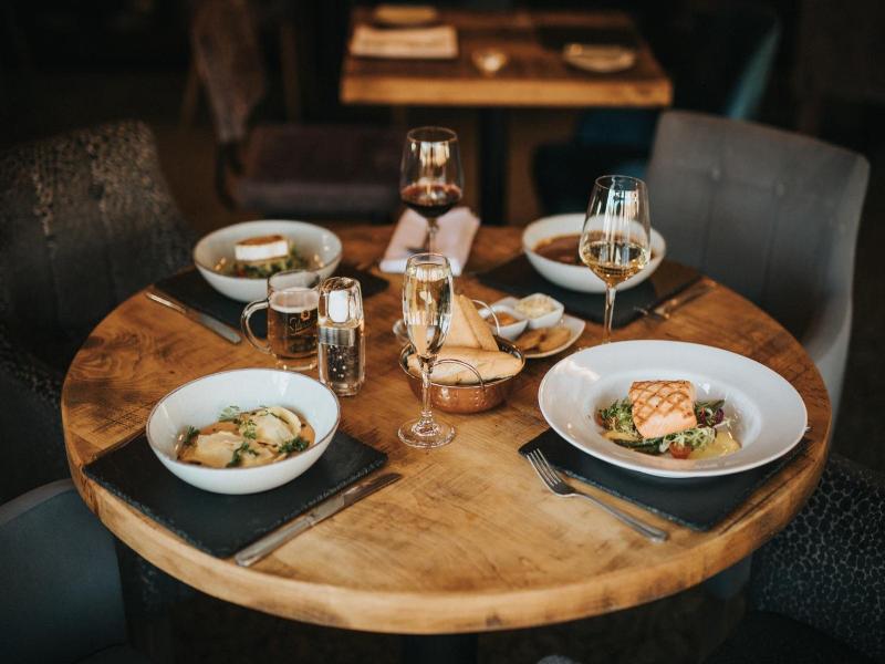Hall Farm Hotel And Restaurant image