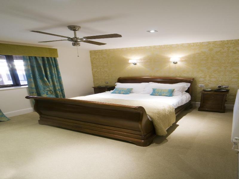Hall Farm Hotel And Restaurant image