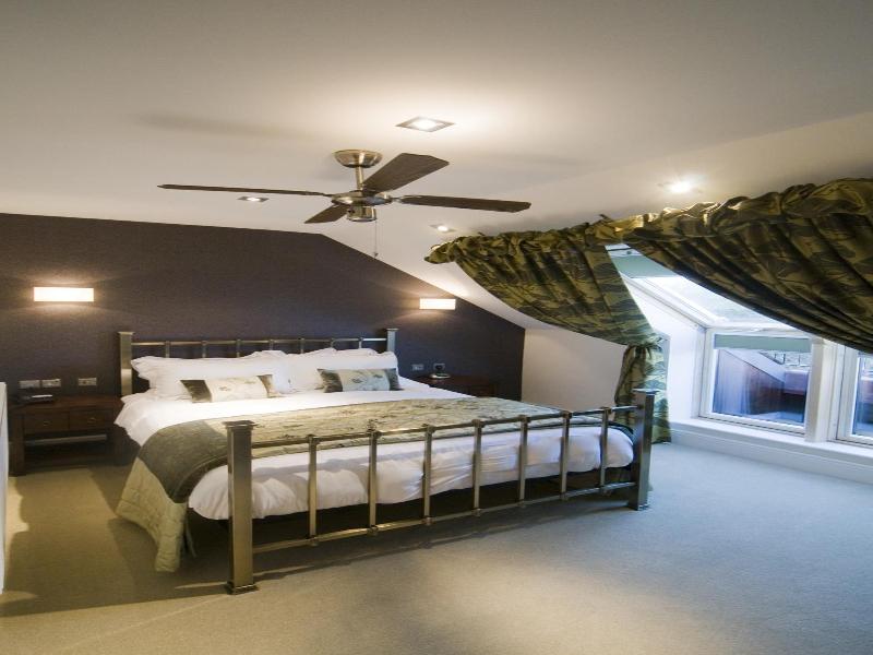 Hall Farm Hotel And Restaurant image