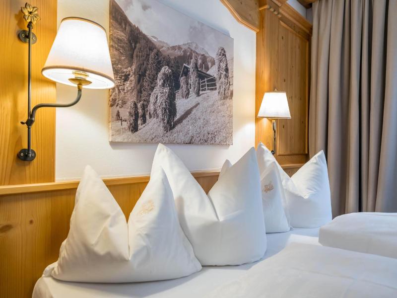 Hotel Englhof image
