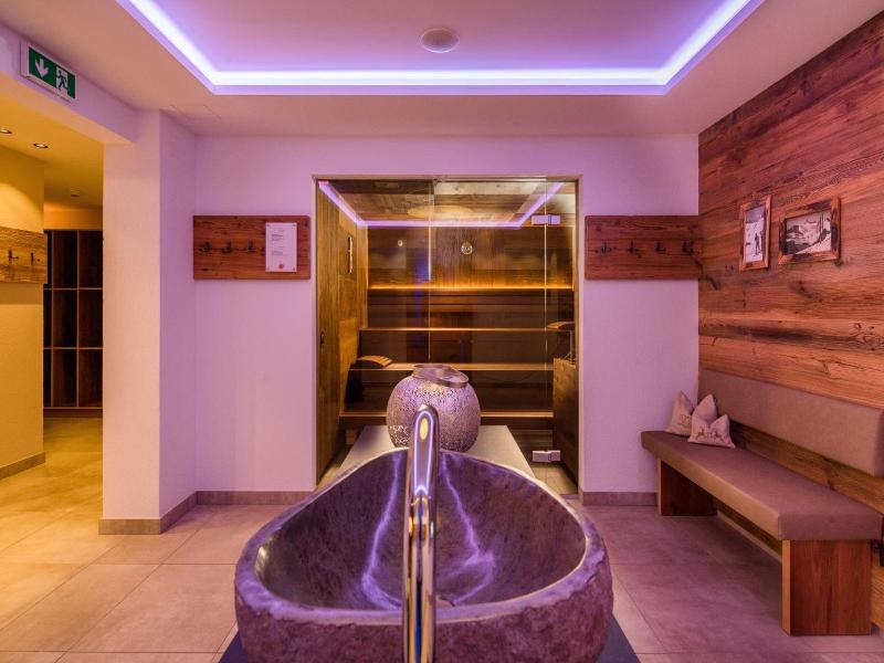 Hotel Englhof image