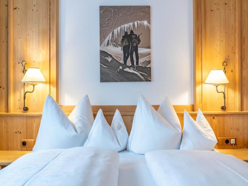 Hotel Englhof image
