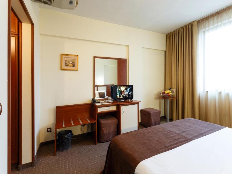 Nadejda Hotel image