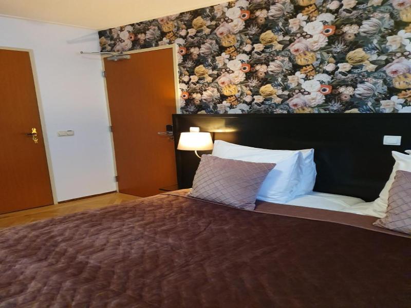 City Hotel Meppel image