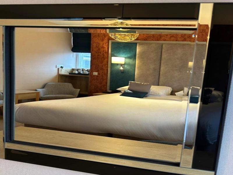 Caerwylan Hotel image