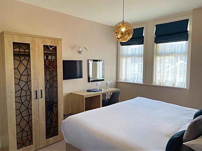 Caerwylan Hotel image