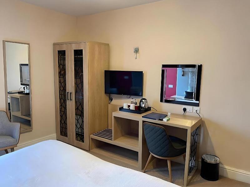 Caerwylan Hotel image