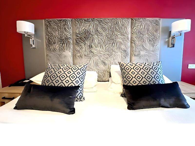 Caerwylan Hotel image