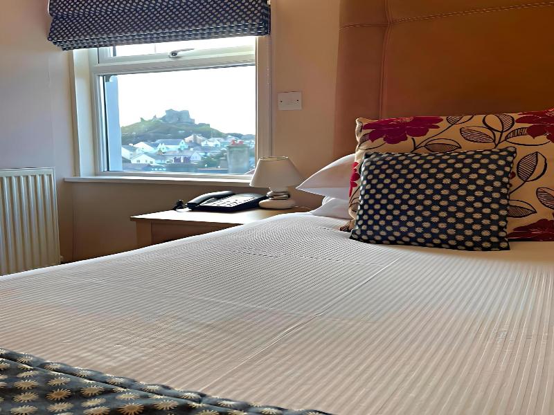 Caerwylan Hotel image