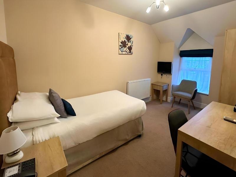 Caerwylan Hotel image