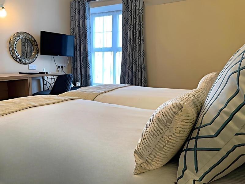 Caerwylan Hotel image