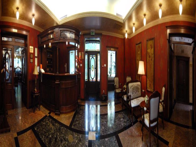 Villa Hotel image