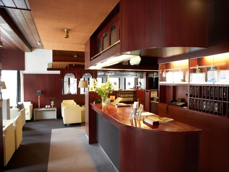 Hotel De Prins image