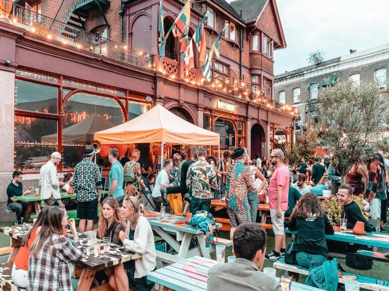 Hootananny Hostel image