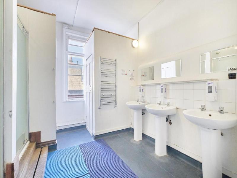 Hootananny Hostel image