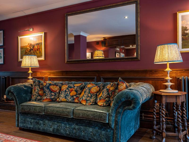 Dukes Head Hotel image