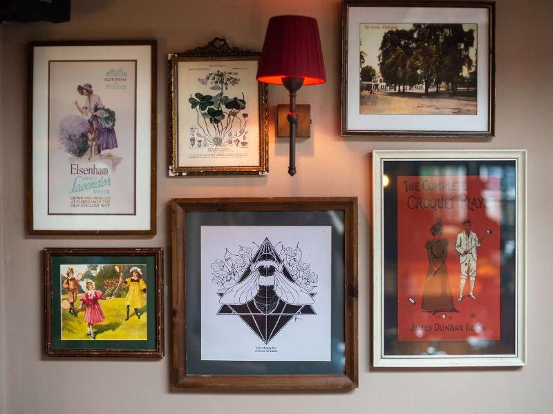 Dukes Head Hotel image