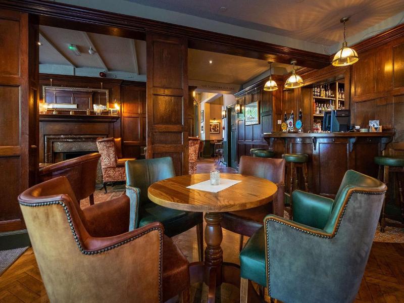 Dukes Head Hotel image