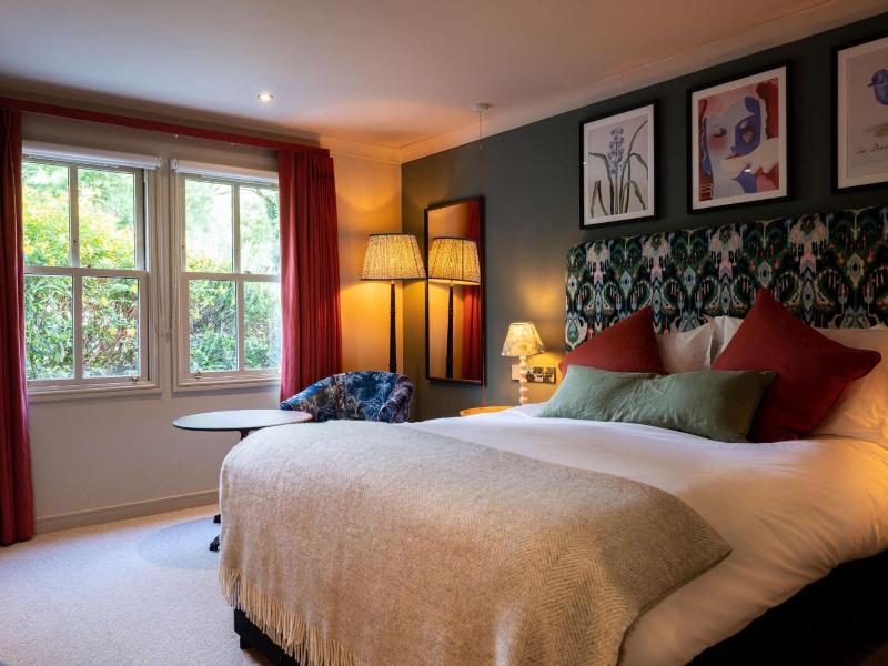 Dukes Head Hotel image