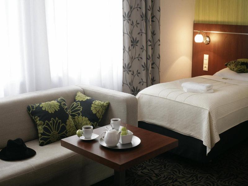 Hotel Azyl image