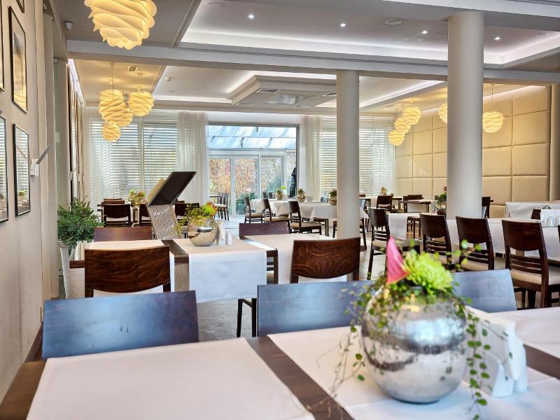 Hotel Azyl image