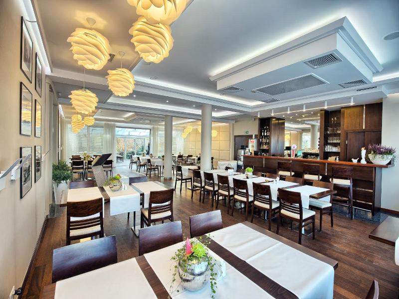 Hotel Azyl image