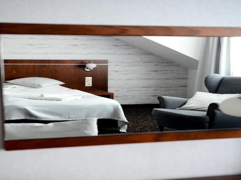 Hotel Azyl image