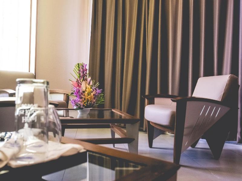 Hotel Des Roches image