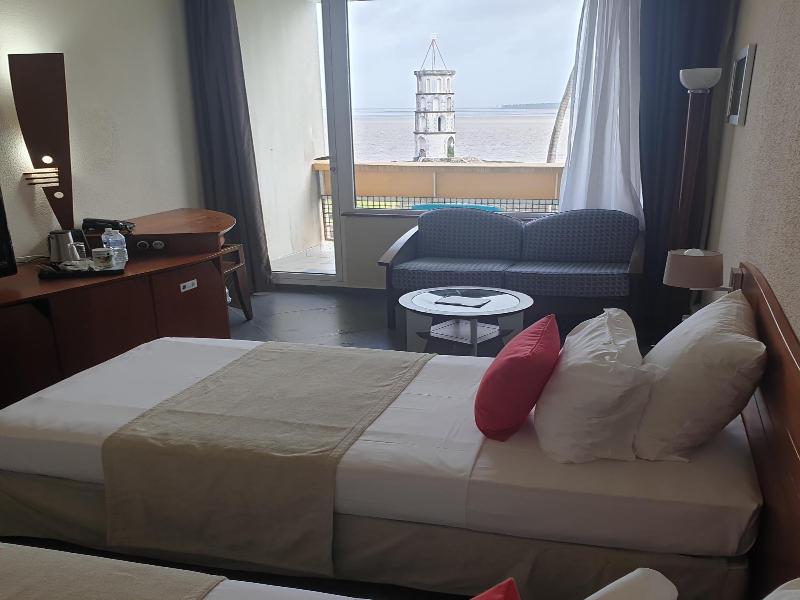 Hotel Des Roches image