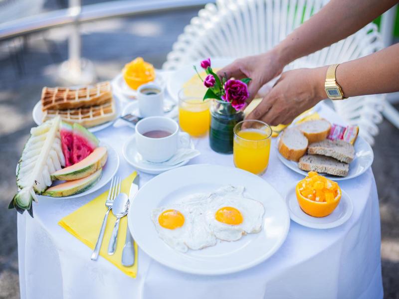Hotel Des Roches image