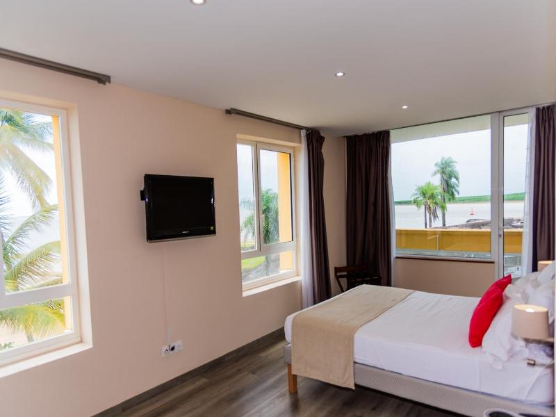 Hotel Des Roches image