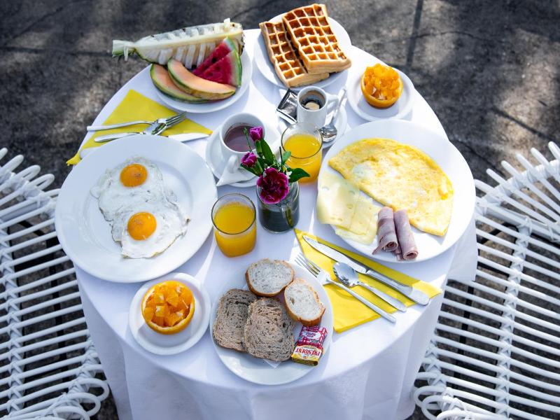Hotel Des Roches image