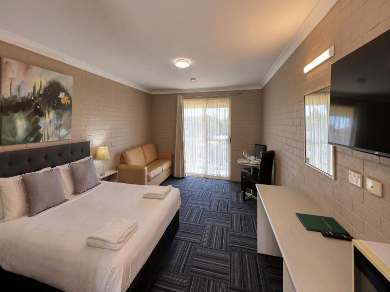 Canowindra Riverview Motel