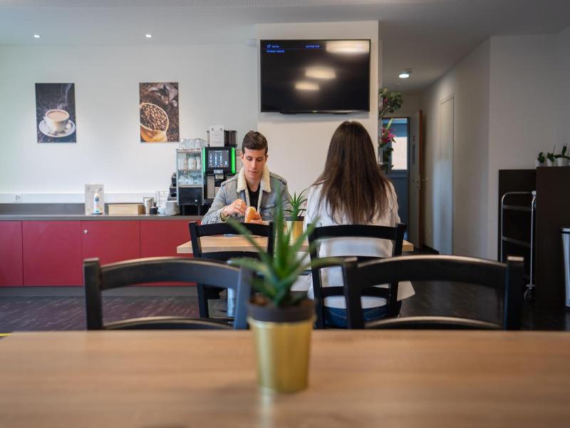 Nyon Hostel image