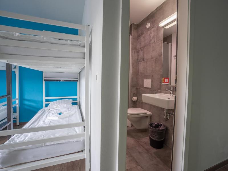 Nyon Hostel image