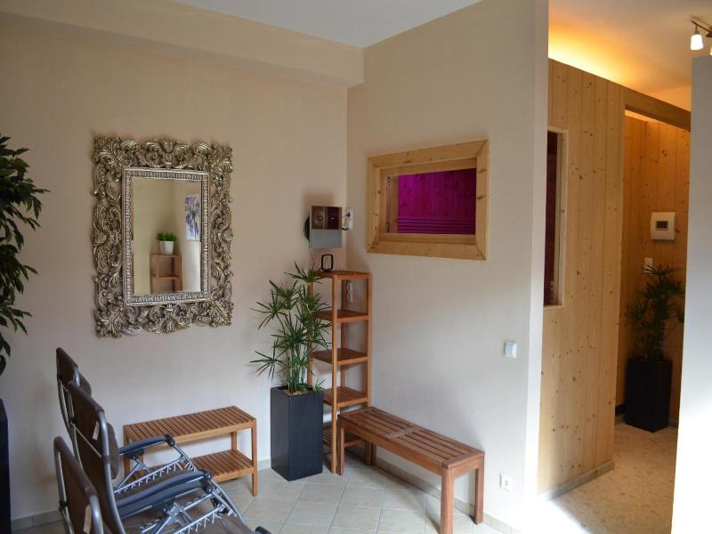 Hotel Starjet image