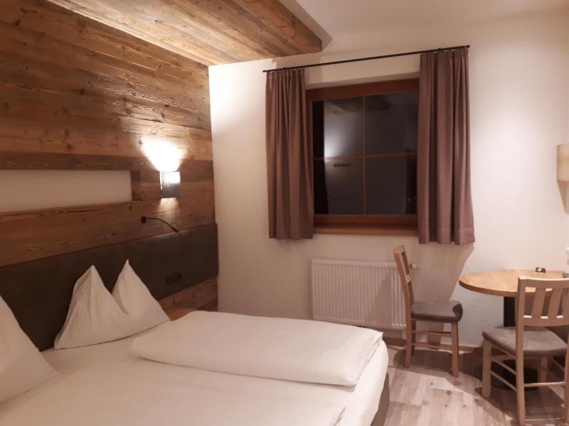 Hotel Starjet image