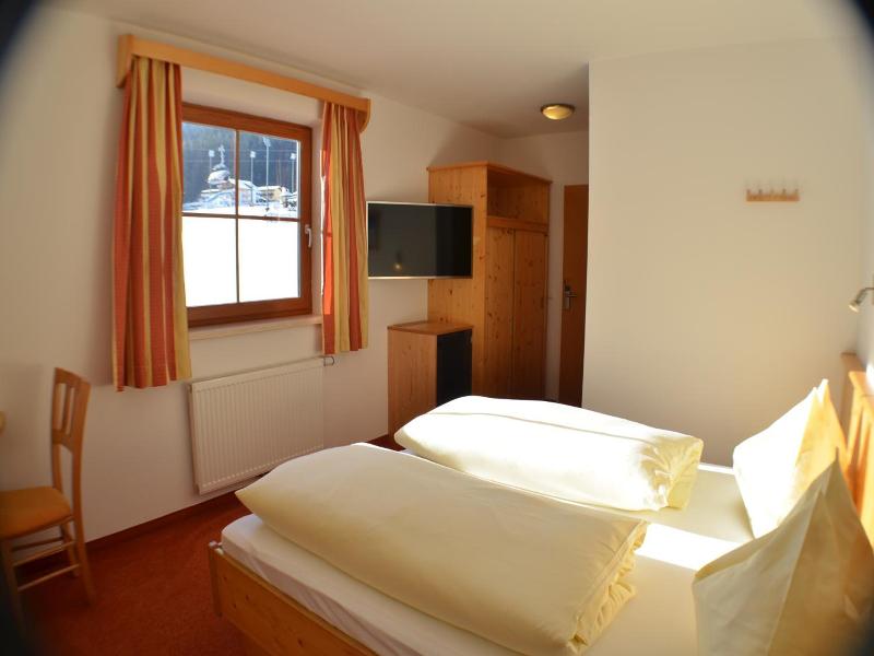 Hotel Starjet image