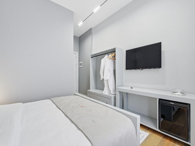 Cela Boutique Hotel image