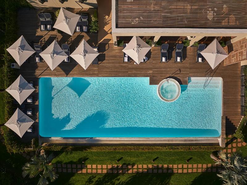 Delaire Graff Lodges And Spa image