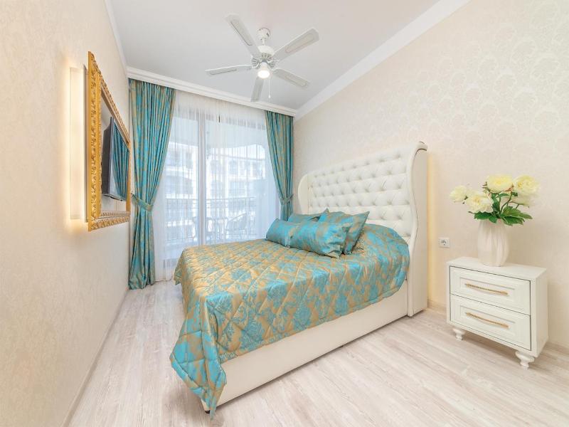 Harmony Suites Saint Vlas image