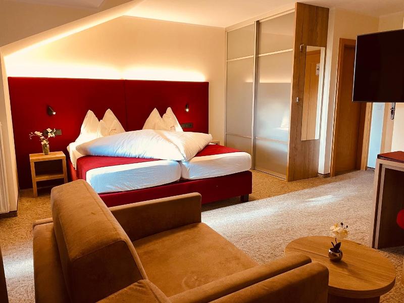 Hotel Pachernighof image