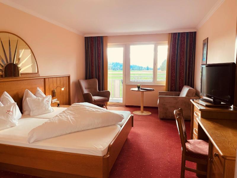 Hotel Pachernighof image