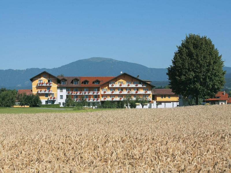Hotel Pachernighof image