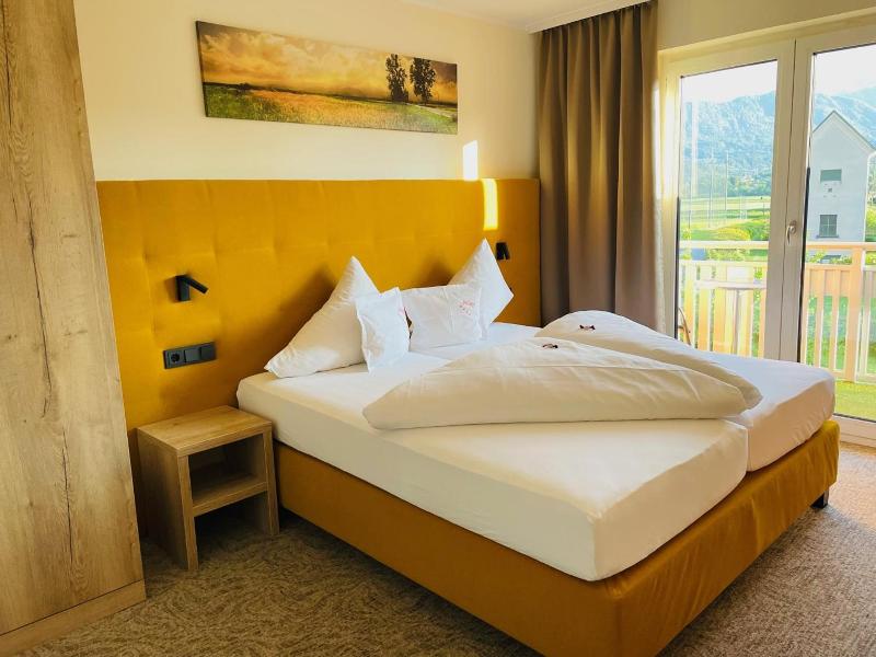 Hotel Pachernighof image