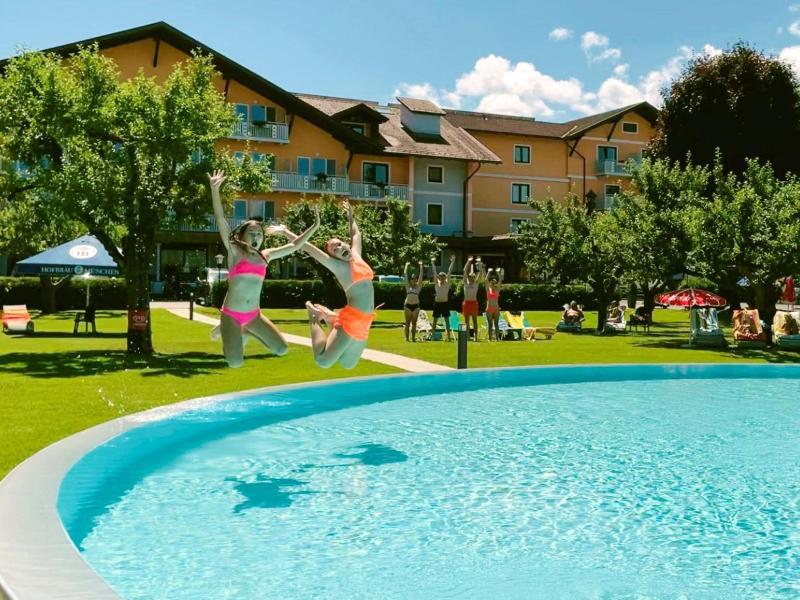 Hotel Pachernighof image