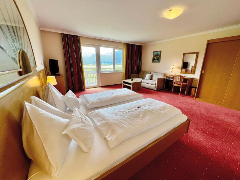 Hotel Pachernighof image