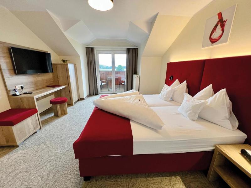 Hotel Pachernighof image